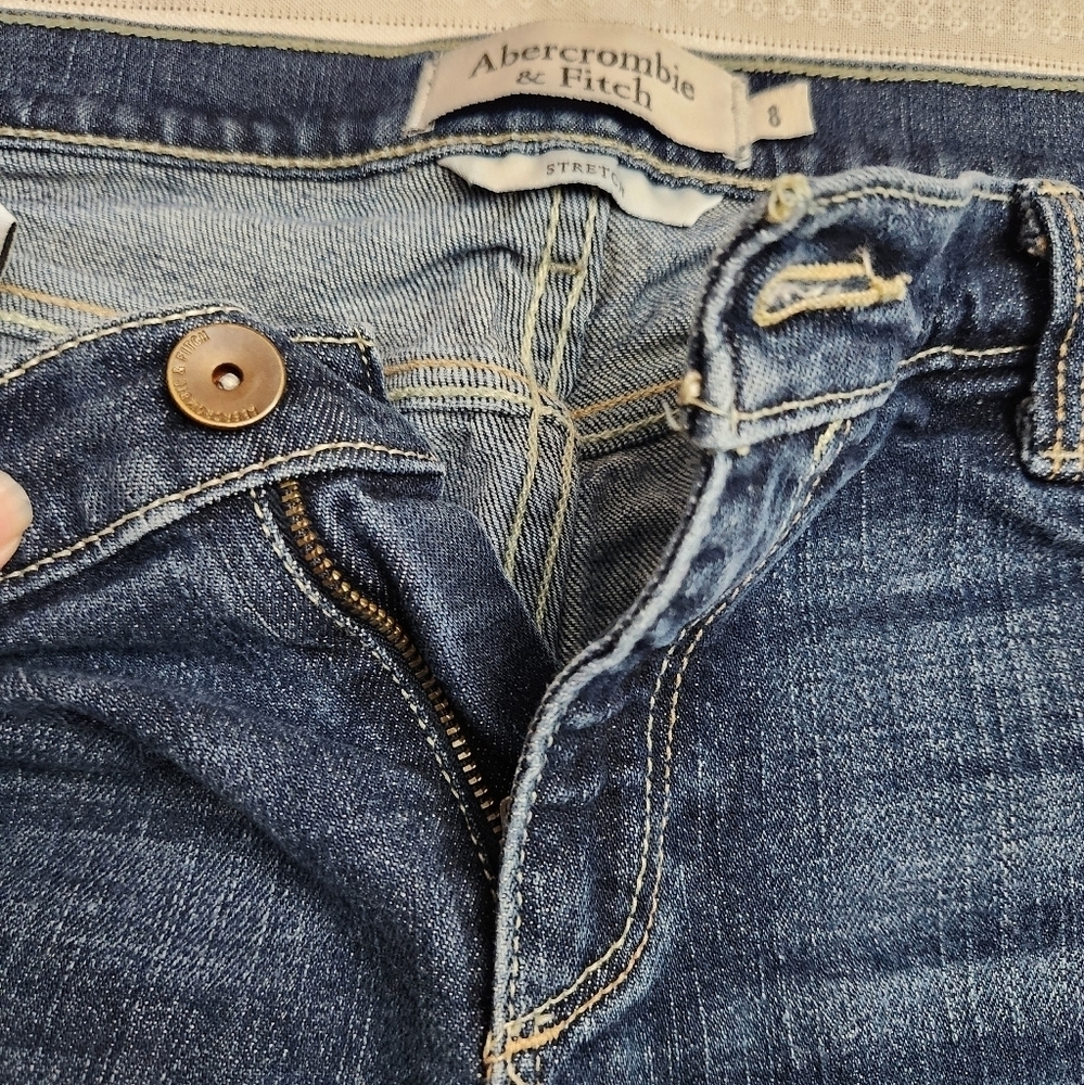 Abercrombie & Fitch blue denim cut off shorts Size 8 - Picture 4 of 8